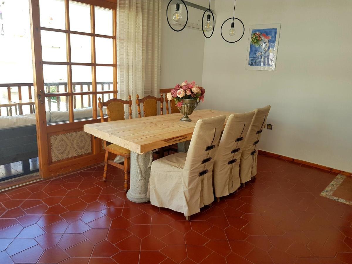 Perea Beach And Sea View Apartment Peraía Eksteriør billede