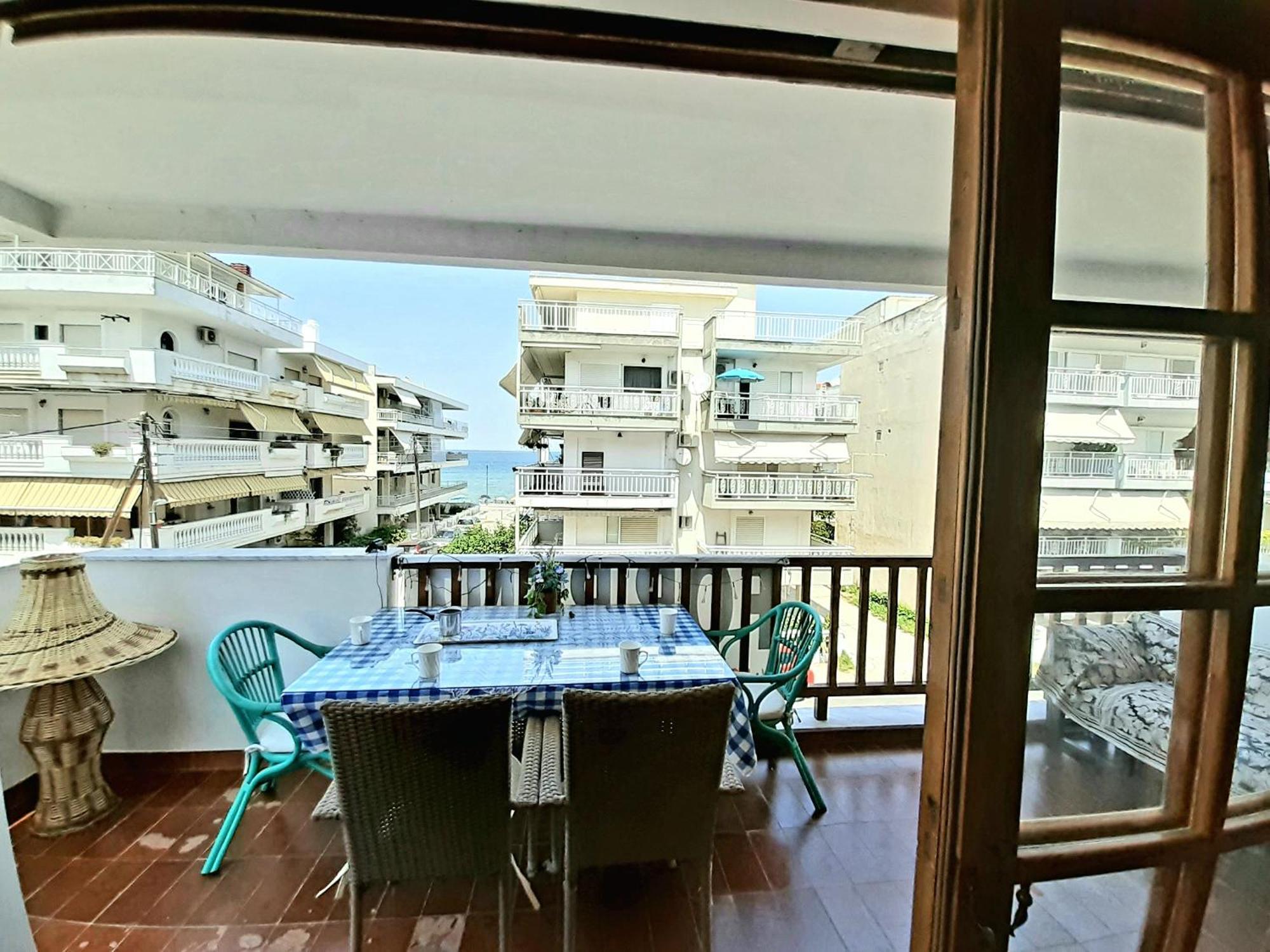 Perea Beach And Sea View Apartment Peraía Eksteriør billede